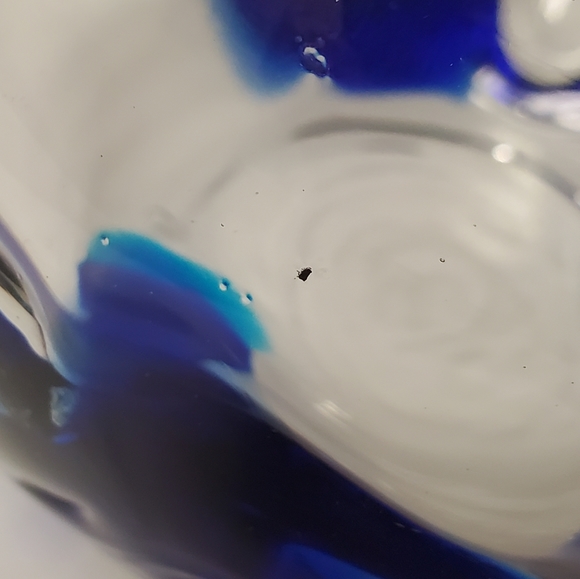 Art Glass Round Handblown Glass Bowl - Picture 9 of 11